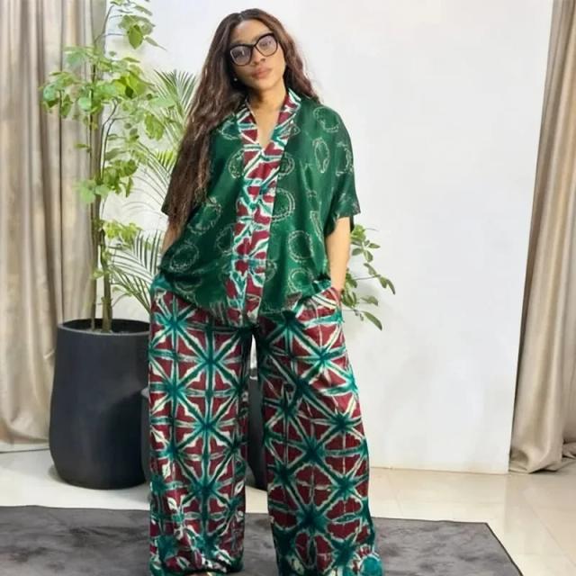 Ensemble de vêtements africains 2 pièces pour femmes, mode d'été, haut à manches courtes et col en V, pantalon long assorti, Dashiki, vêtements africains