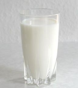Lait (ou eau)