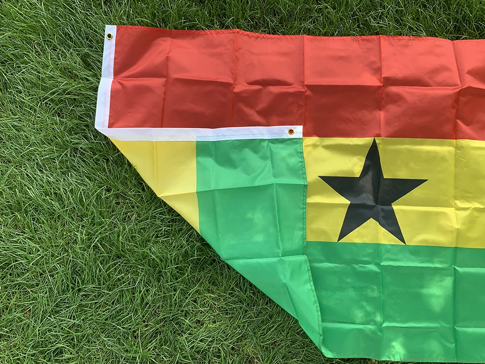 Drapeau du Ghana 90x150 cm – Bannière Nationale Rouge, Jaune et Verte en Polyester