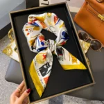 Foulard de Luxe Carré, Élégant Multi-Couleur en Satin Doux – 70 × 70 cm – Image 12