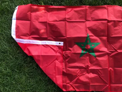 Drapeau du Maroc 90x150 cm – Bannière Nationale Rouge et Verte en Polyester